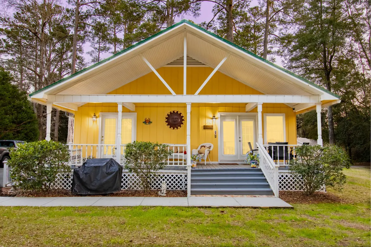 104 Gervais Street, Walterboro, SC 29488 - Image #1