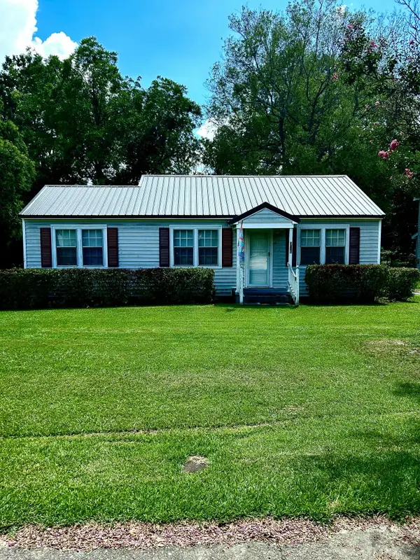 Address Withheld By Seller, Saint Matthews, SC 29135