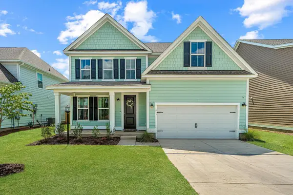 411 Grove End Road, Moncks Corner, SC 29461