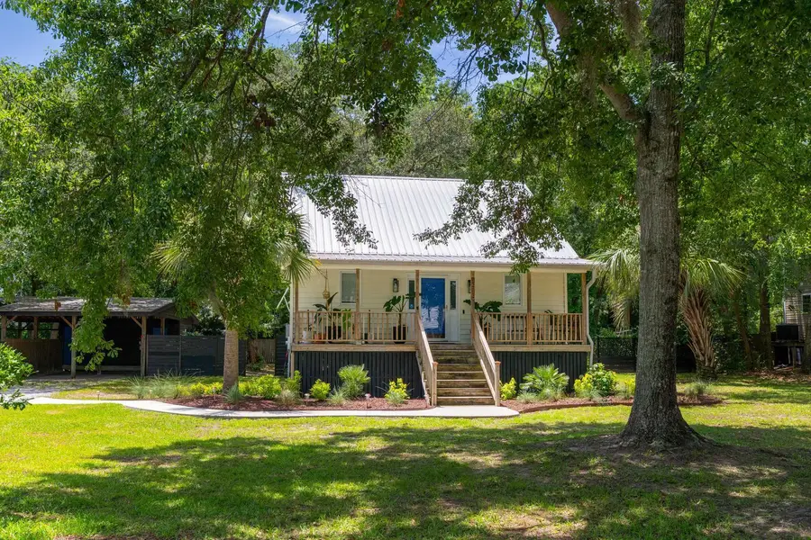 1515 N Lakeshore Drive, Mount Pleasant, SC 29466 - Image #2