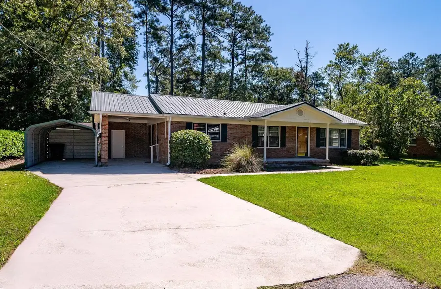 105 Pinewood Street, Walterboro, SC 29488 - Image #2