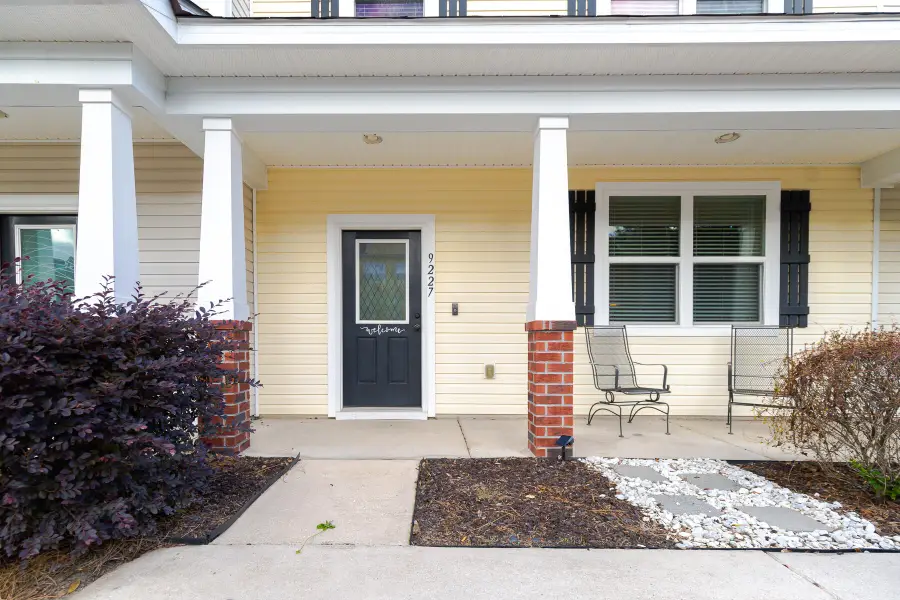 9227 Southern Oak Lane, Ladson, SC 29456 - Image #3