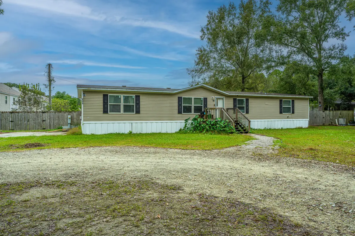 845 E Butternut Road, Summerville, SC 29483 - Image #1