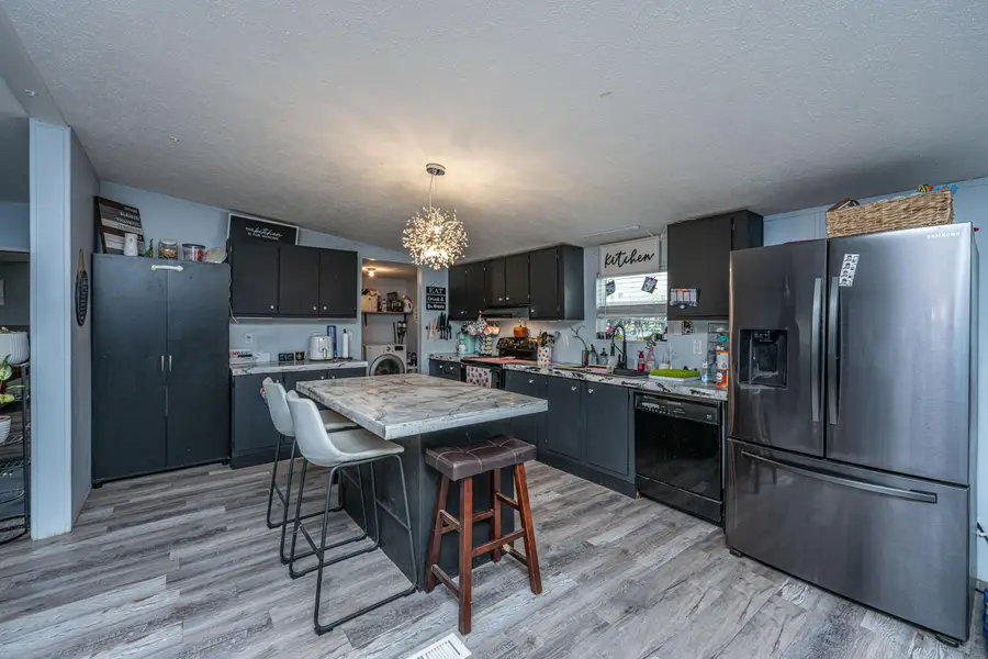 845 E Butternut Road, Summerville, SC 29483 - Image #3