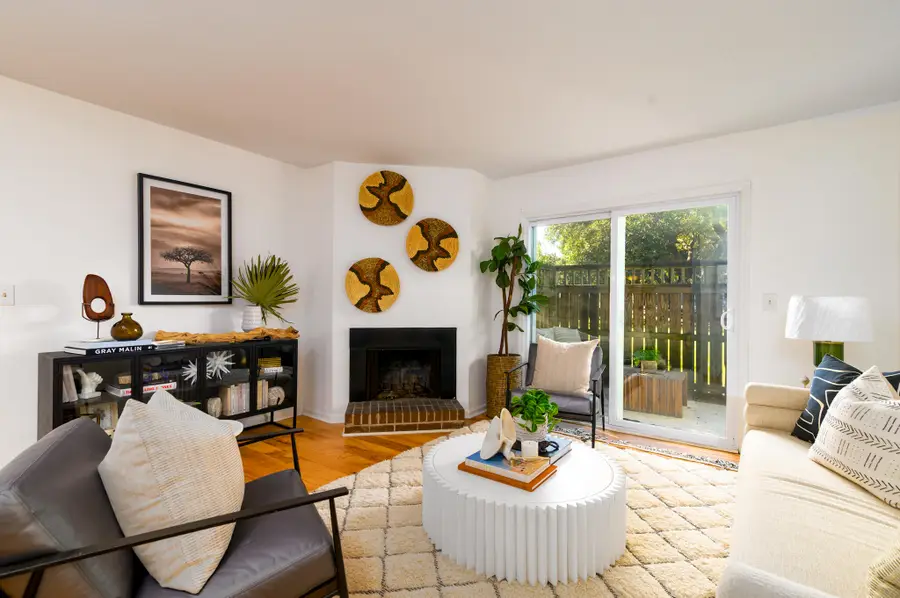 1402 Camp Road Road #10-D, Charleston, SC 29412 - Image #2