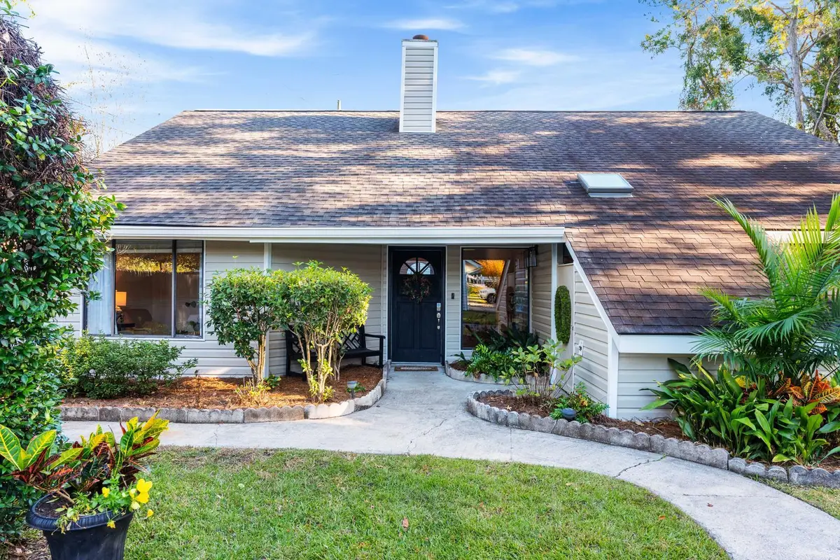 1126 Middleton Court, Mount Pleasant, SC 29464 - Image #1