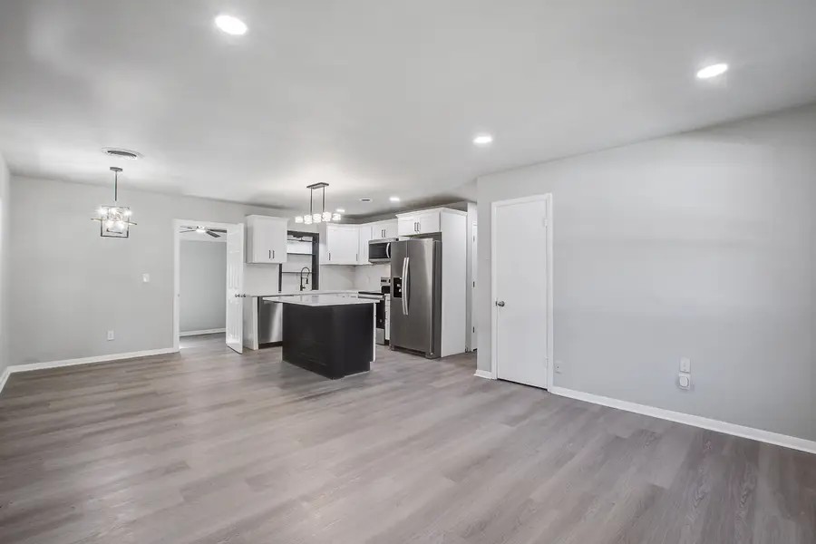 2670 Louise Drive, North Charleston, SC 29405 - Image #2