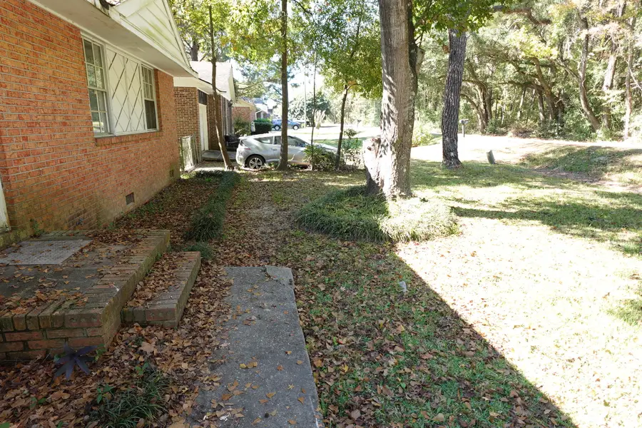 217 Tupperway Drive, Summerville, SC 29483 - Image #2