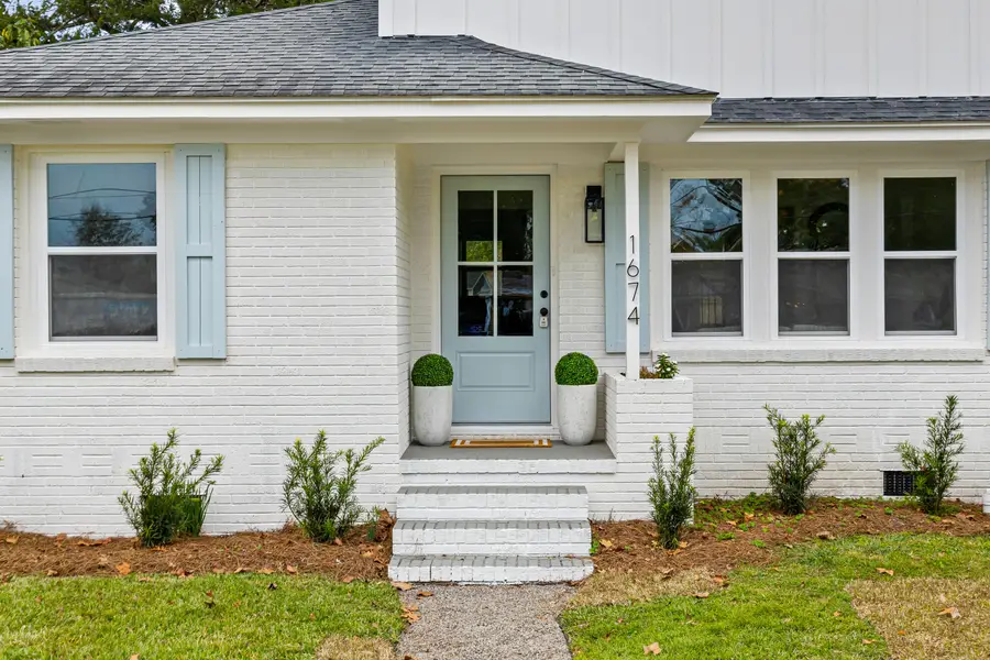 1674 Garden Street, Charleston, SC 29407 - Image #3