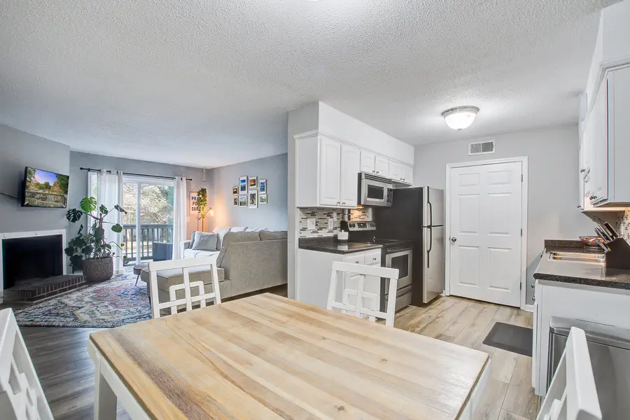 1402 Camp Road #16f, Charleston, SC 29412 - Image #2