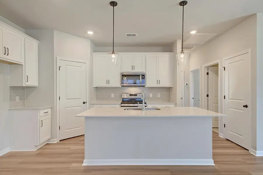 4033 Lemon Grass Lane, Ravenel, SC 29470 - Image #3