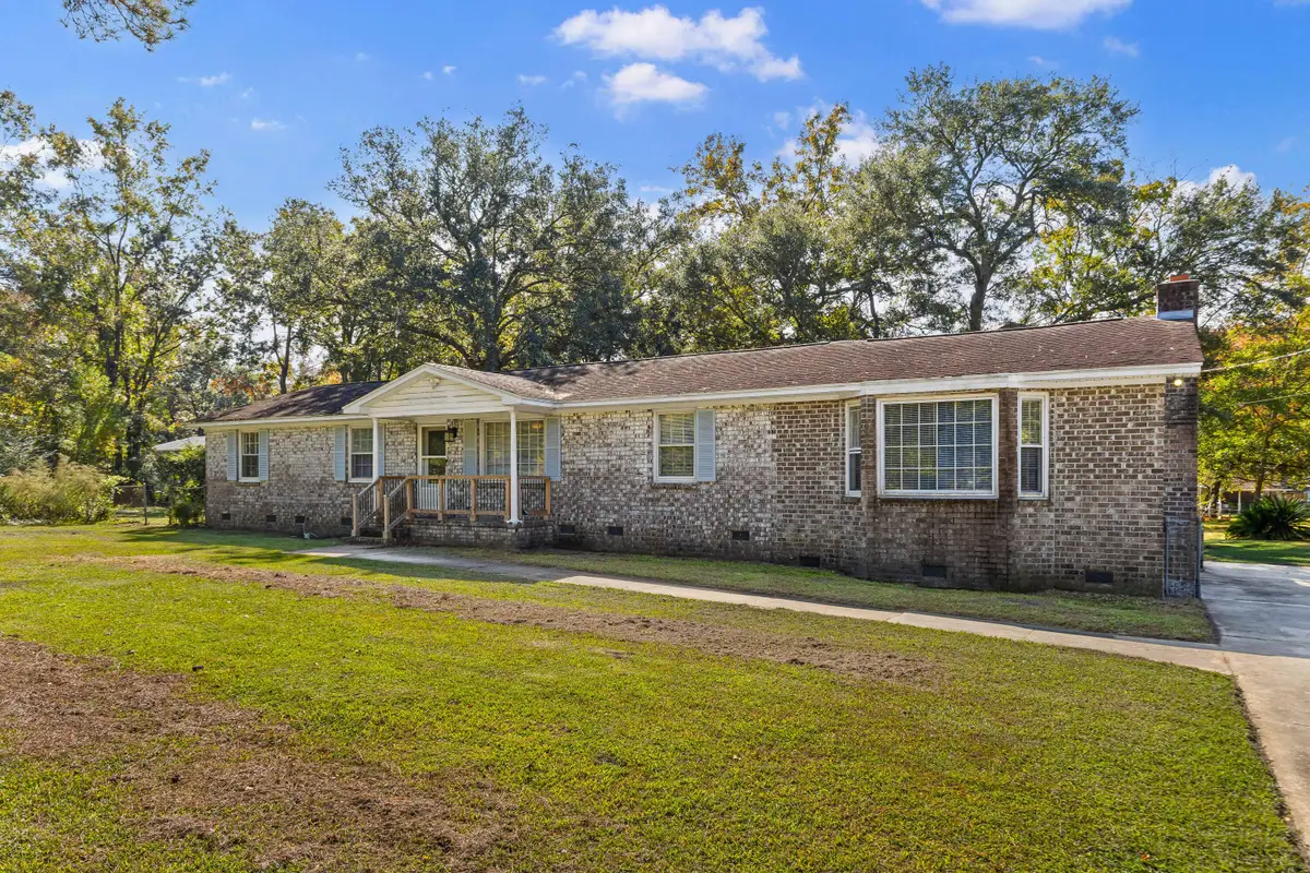 1944 Old Fort Avenue, Charleston, SC 29414 - Image #1