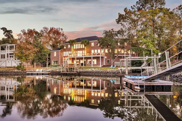 3528 Henrietta Hartford Road, Mount Pleasant, SC 29466