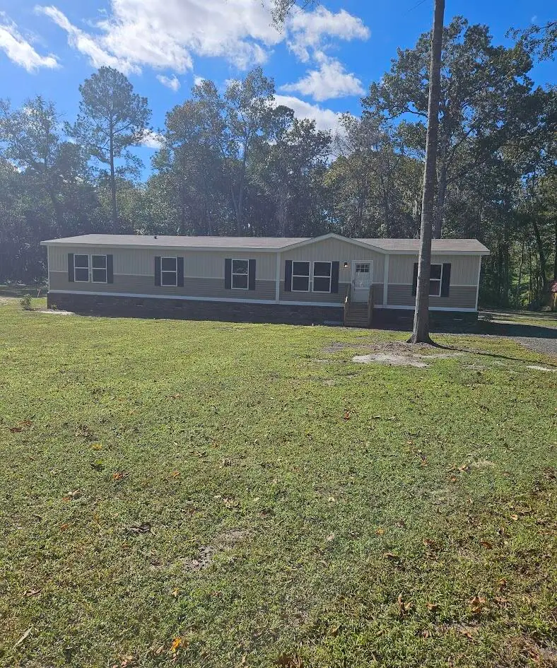 105 Martin Drive, Eutawville, SC 29048 - Image #2