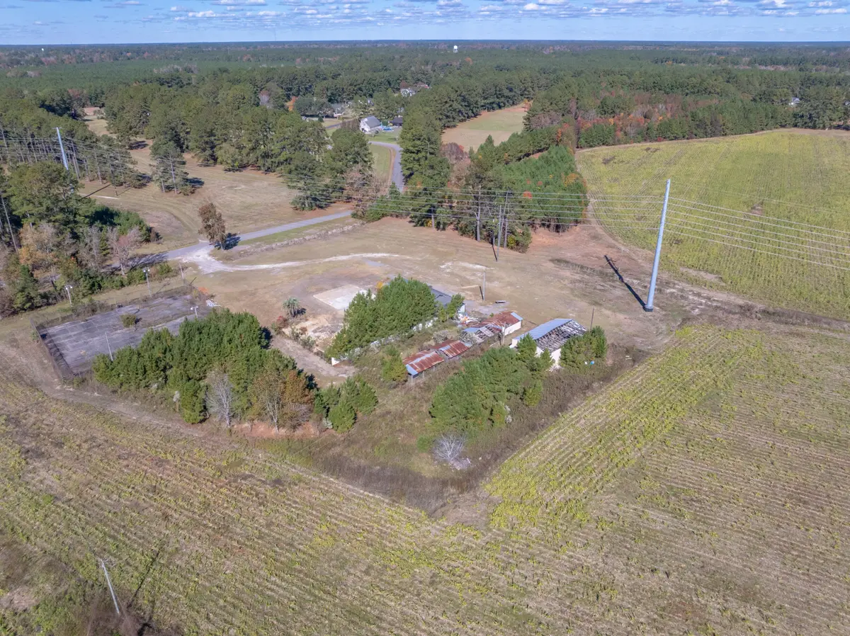 218 Clubhouse Circle, Saint George, SC 29477 - Image #1