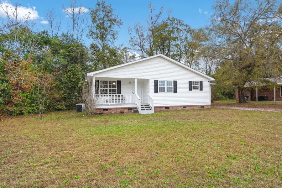 121 Franklin Street, Holly Hill, SC 29059 - #3