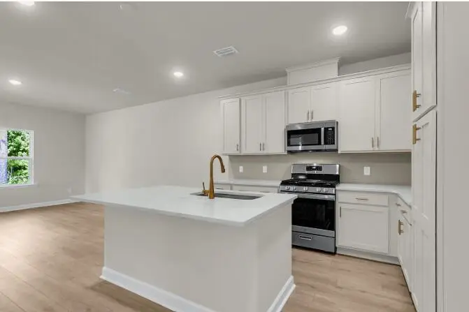 5050 Blackberry Lane Lane, Ravenel, SC 29470 - Image #2