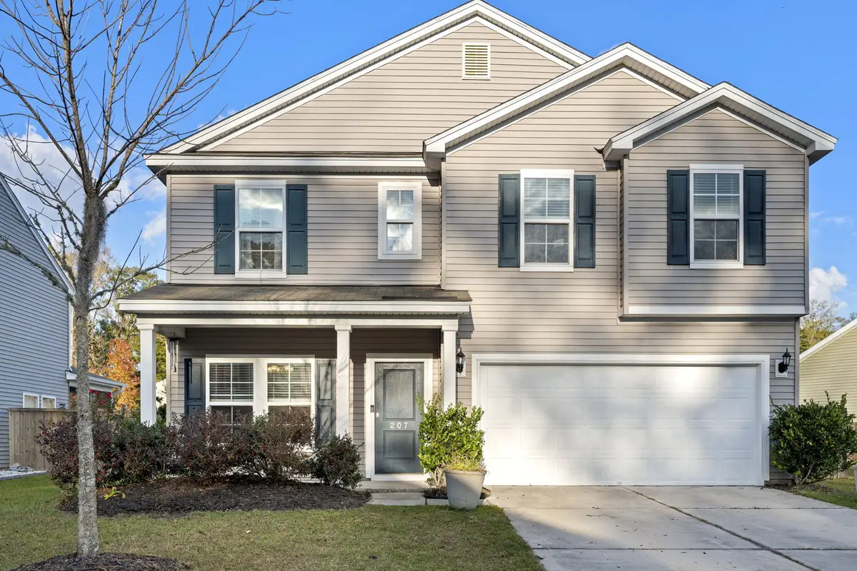 207 Pavilion Street, Summerville, SC 29483 - Image #1