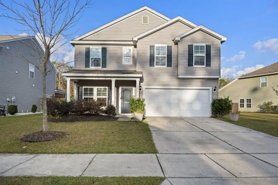 207 Pavilion Street, Summerville, SC 29483 - Image #2