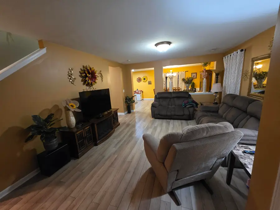 8896 Arbor Glen Drive, North Charleston, SC 29420 - Image #3