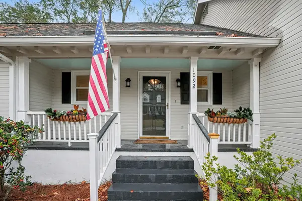 1092 Stonehenge Drive, Hanahan, SC 29410