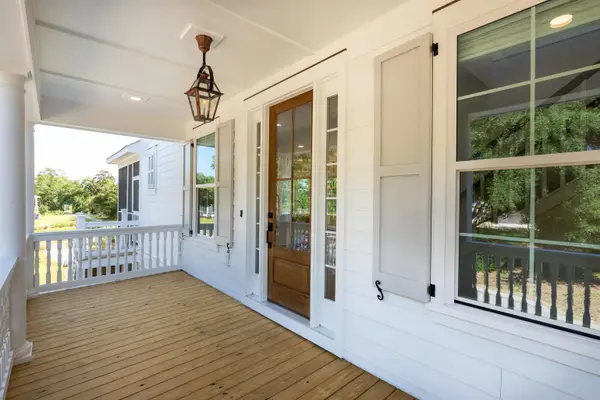 1014 Capersview Court, Awendaw, SC 29429