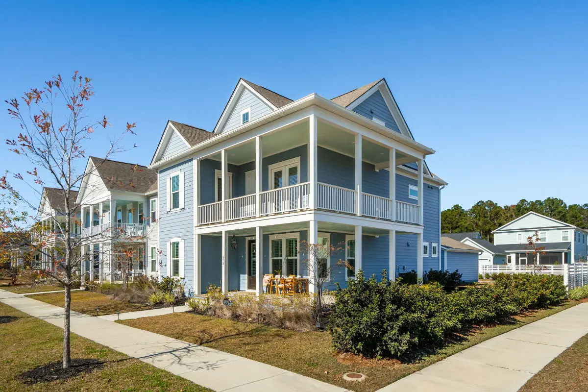 670 Blueway Avenue, Summerville, SC 29486 - Image #1