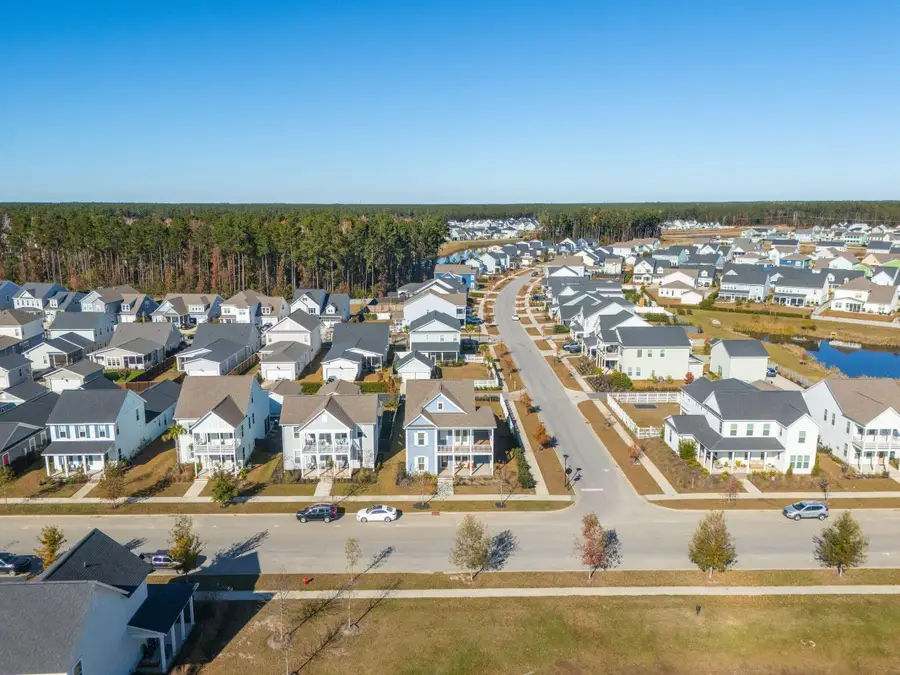 670 Blueway Avenue, Summerville, SC 29486 - Image #2