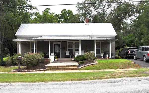 9414 North Road, North, SC 29112
