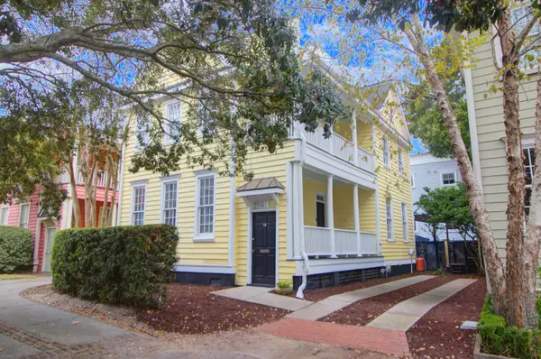 13 Radcliffe Place, Charleston, SC 29403
