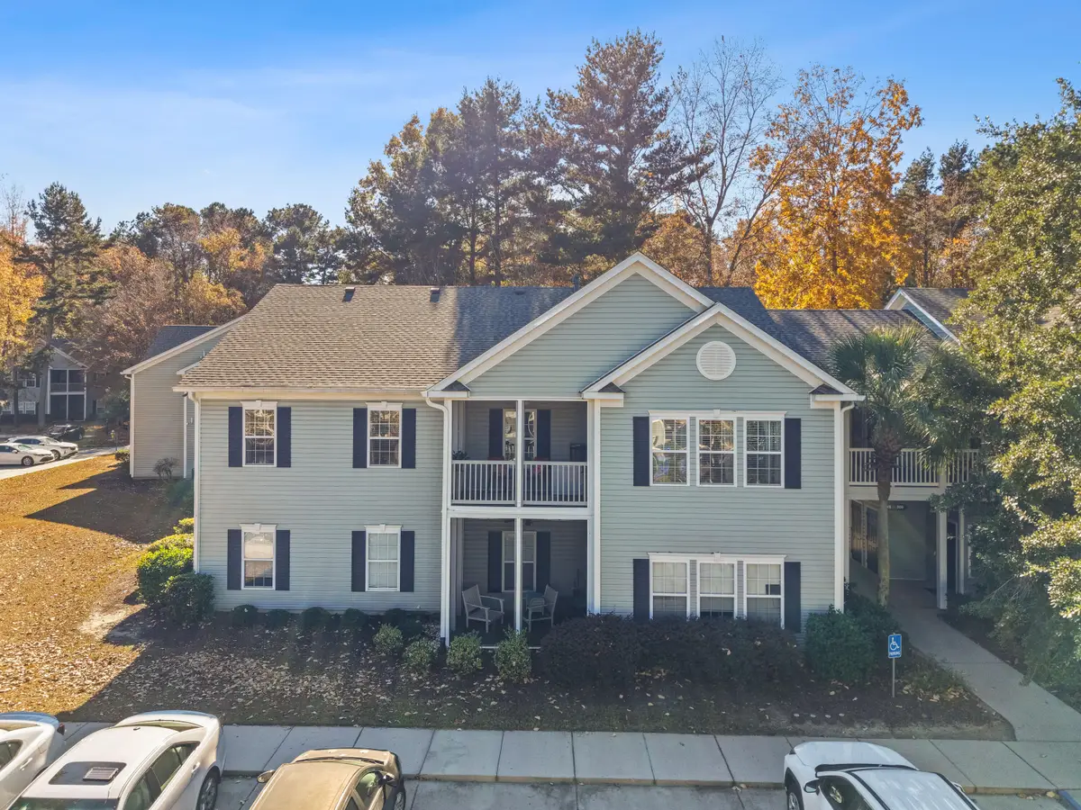 805 E Marymont Lane, Charleston, SC 29414 - Image #1