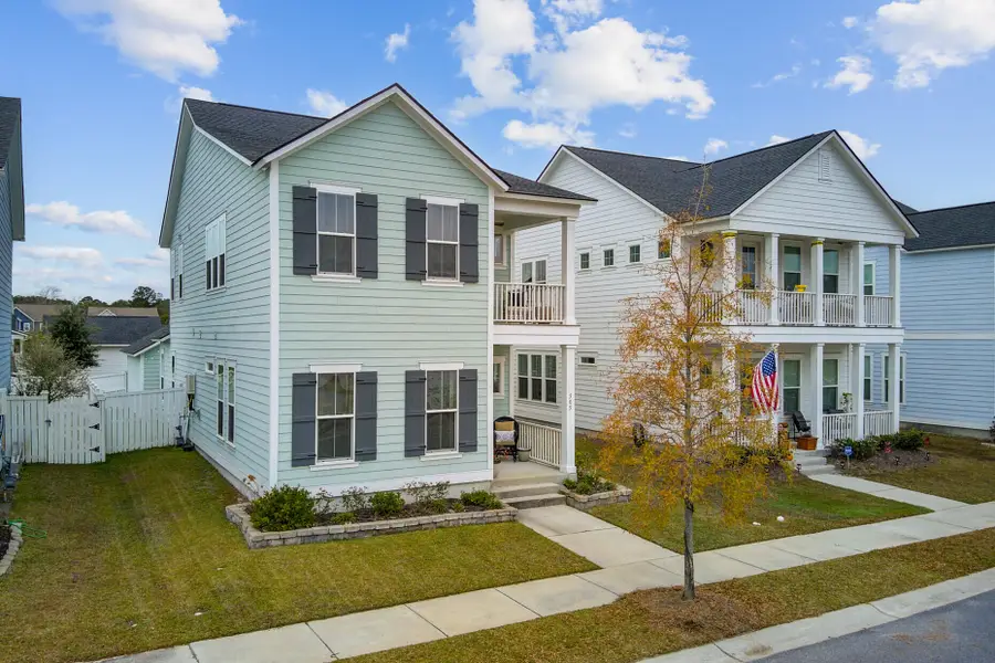 505 N Commodore Way, Summerville, SC 29483 - Image #3