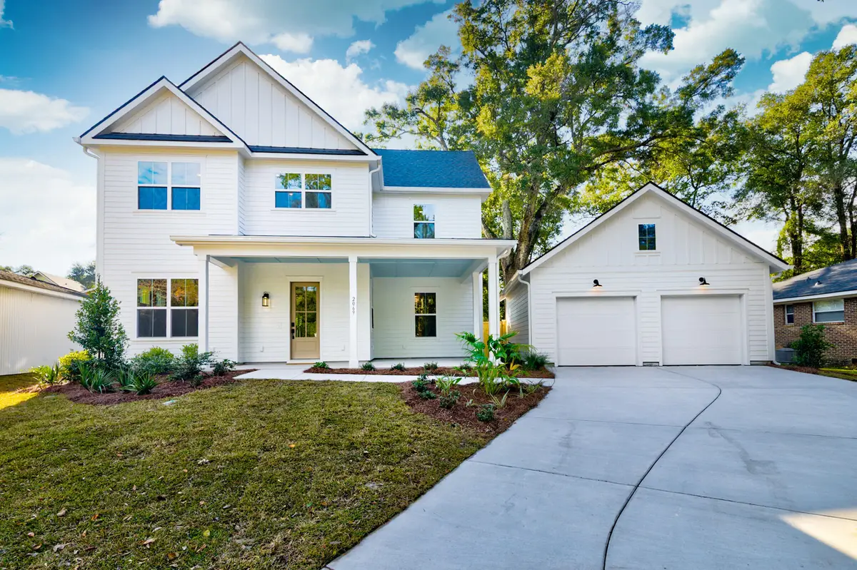 2069 Seabrook Avenue, Charleston, SC 29412 - Image #1