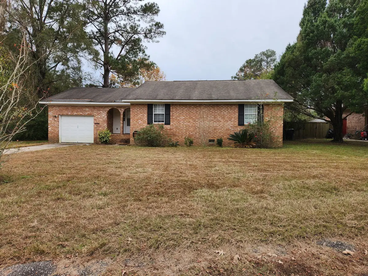 117 Maple Drive, Summerville, SC 29485 - Image #1