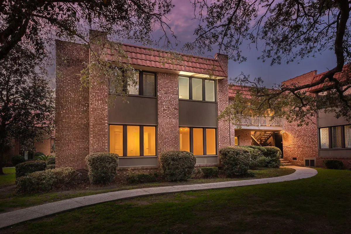 220 3rd Avenue #4b, Charleston, SC 29403 - Image #1