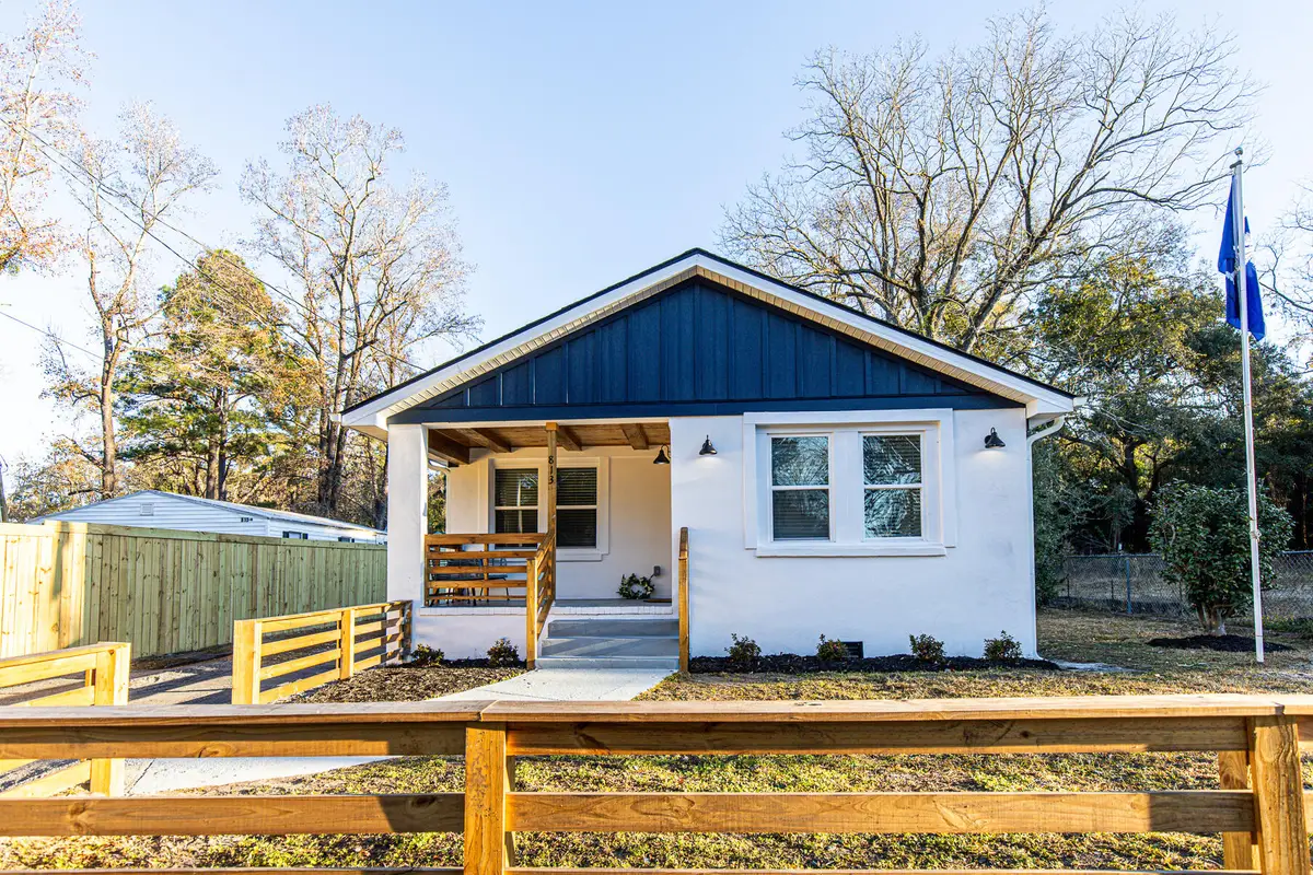 813 West 1st North Street, Summerville, SC 29483 - Image #1