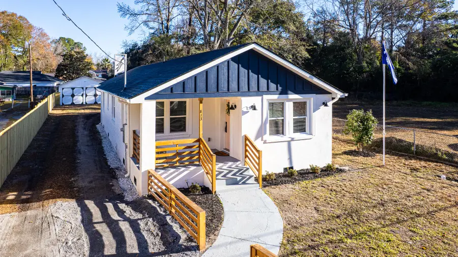 813 West 1st North Street, Summerville, SC 29483 - Image #2