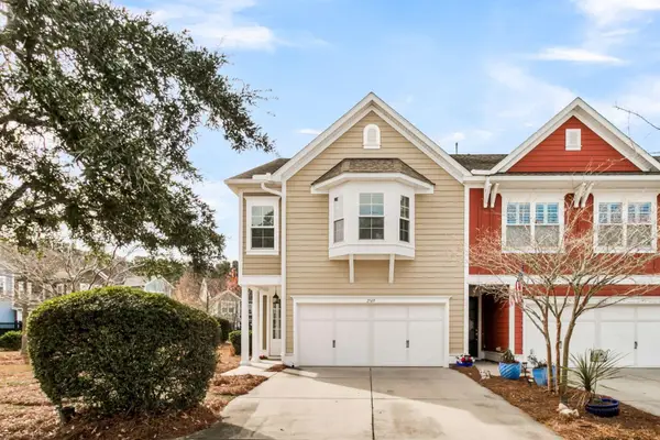 2569 Kings Gate Lane, Mount Pleasant, SC 29466