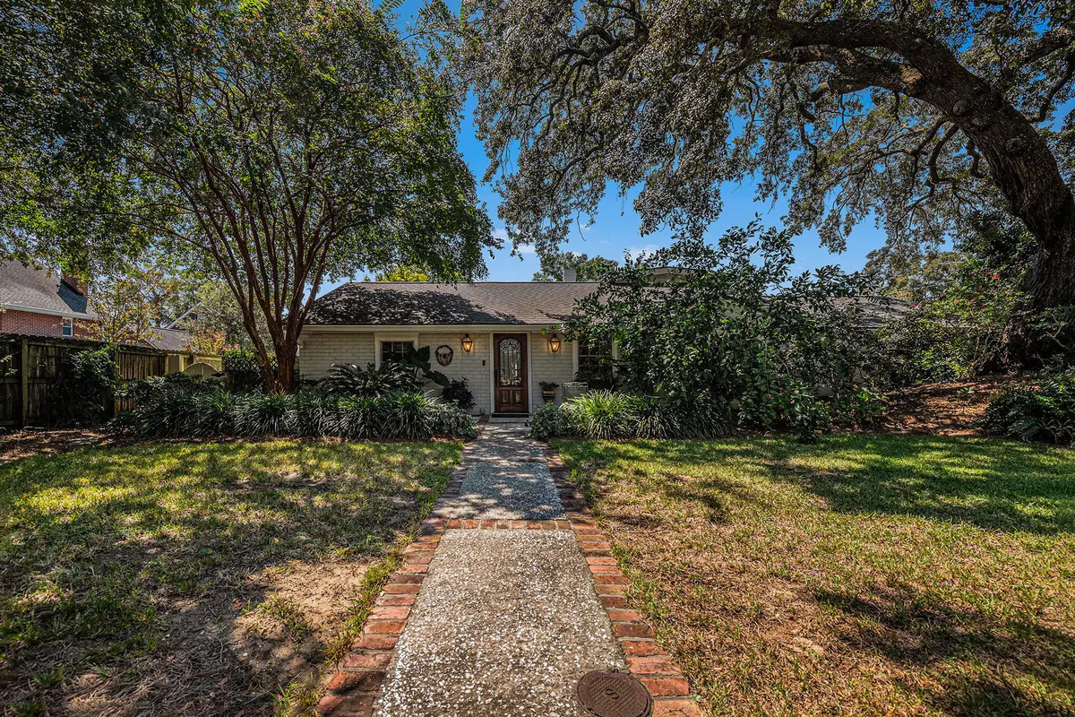 605 Ann Street, Mount Pleasant, SC 29464 - Image #1