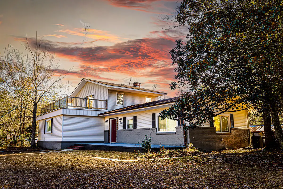 381 Fountain Lake Drive, Eutawville, SC 29048 - Image #1