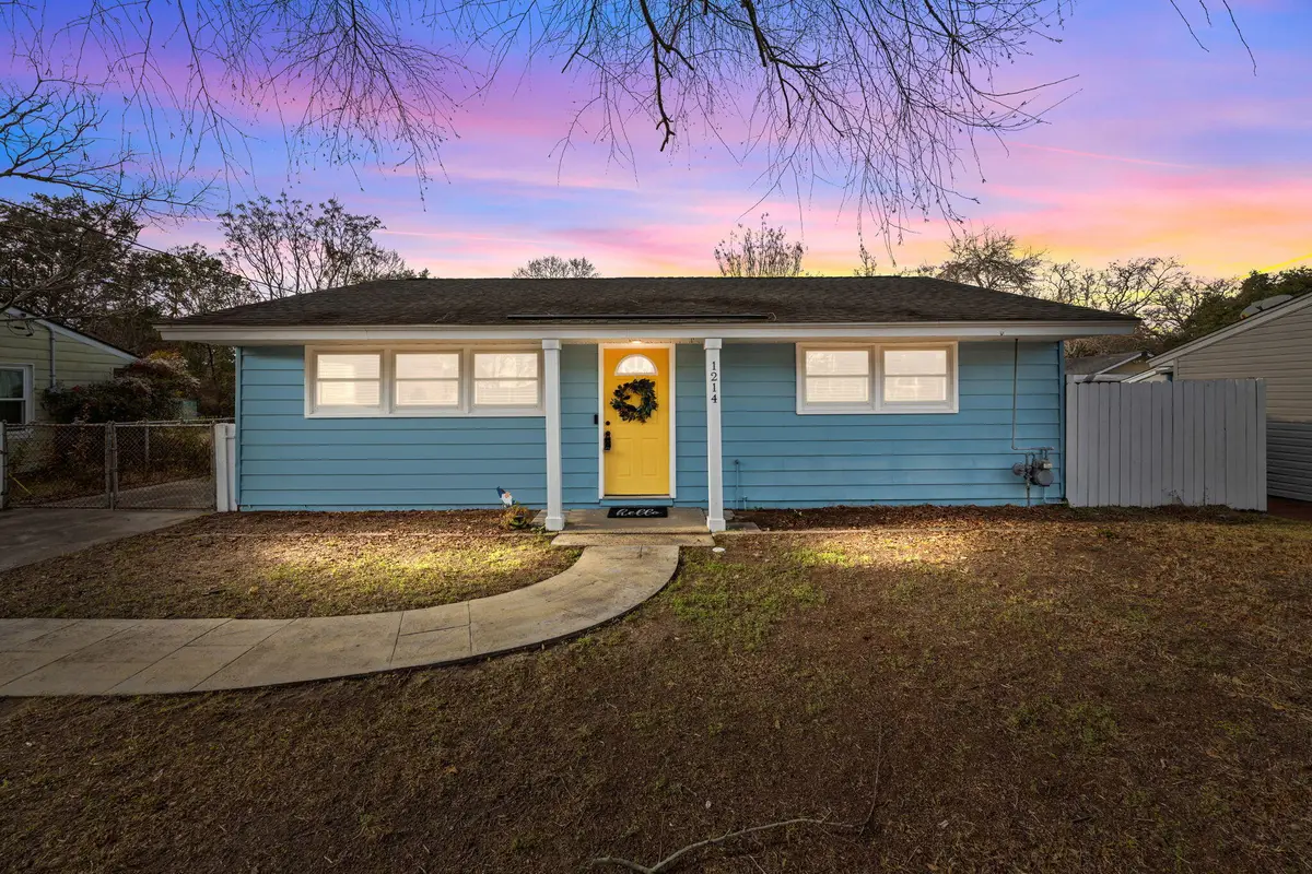 1214 Hawthorne Circle, Hanahan, SC 29410 - Image #1