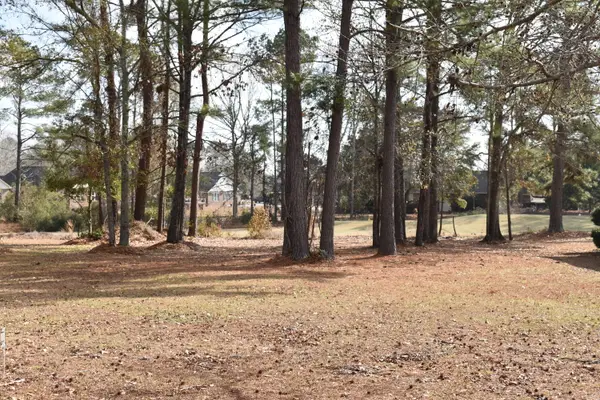 842 Bentwood Circle, Manning, SC 29102