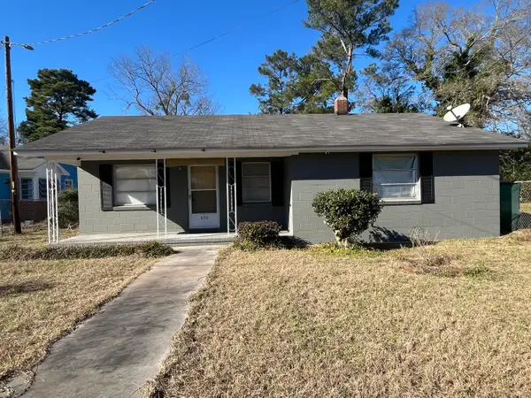 850 Hampton Street, Elloree, SC 29047