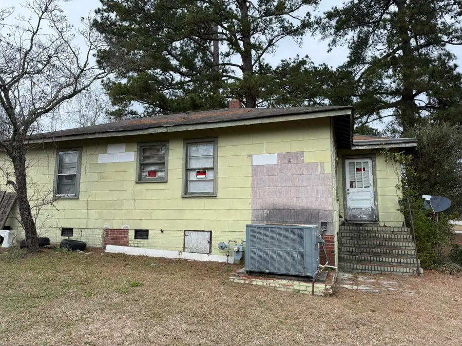 1282 Schley Street, Orangeburg, SC 29115 - #3