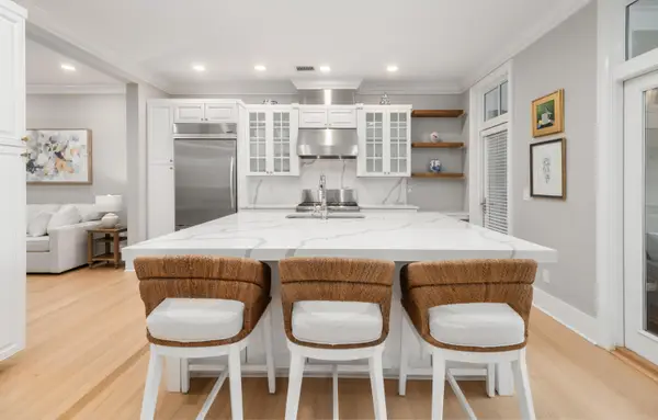 144 Fairbanks Oak Alley #2b, Daniel Island, SC 29492