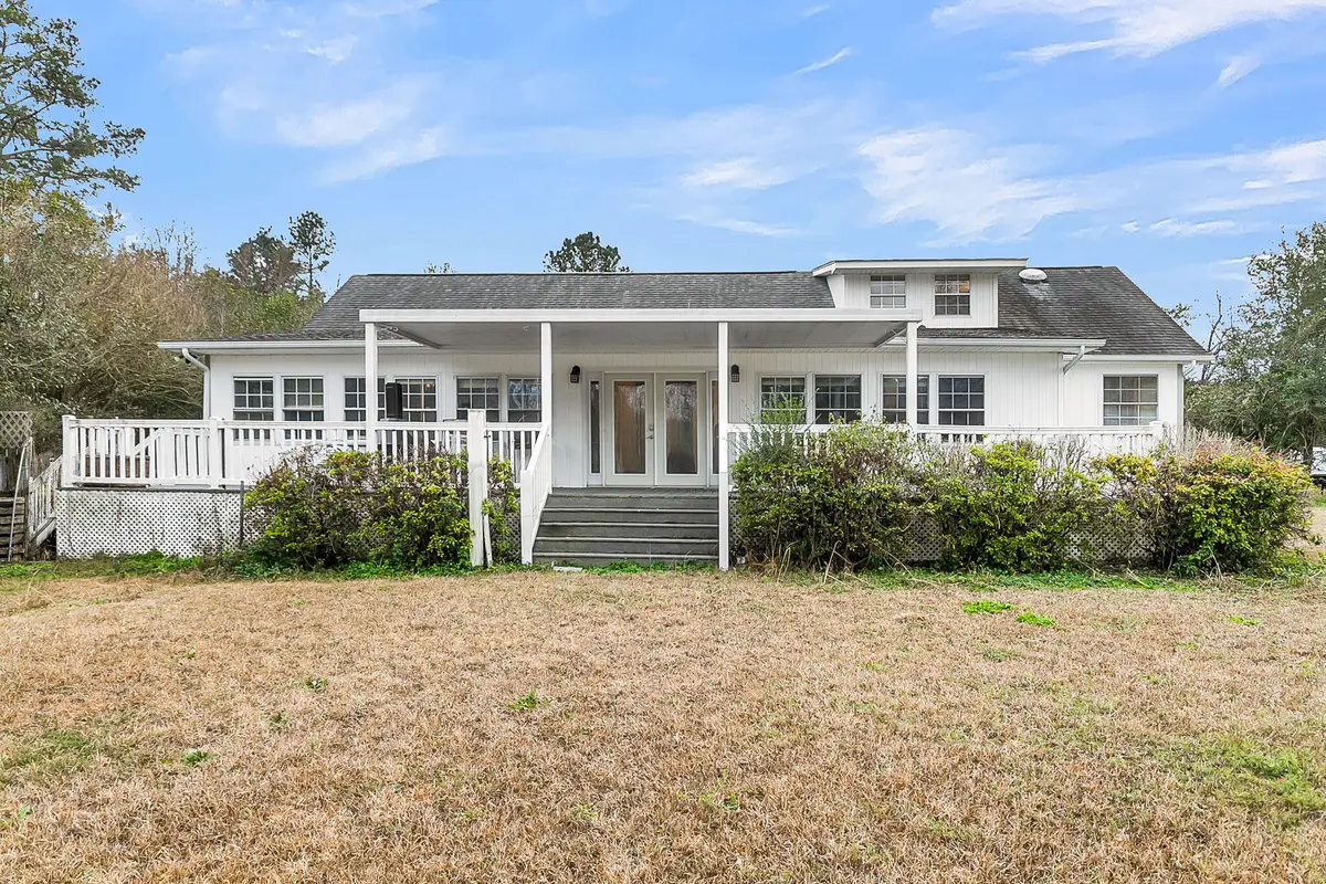 1677 Clearview Drive, Manning, SC 29102 - Image #1