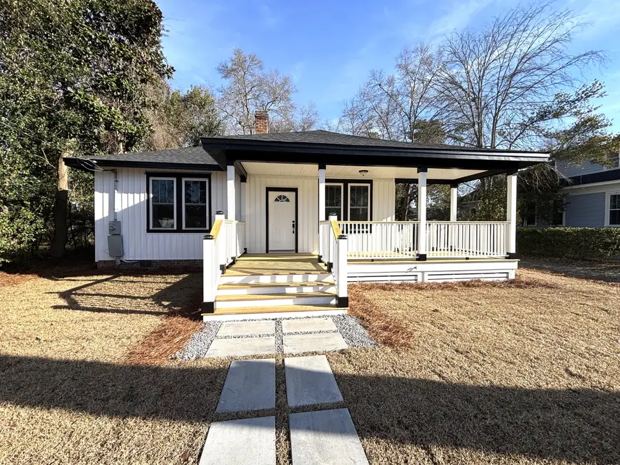 203 E George Street, Saint George, SC 29477 - #2