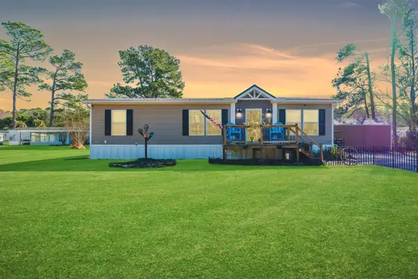 627 Lakeside Drive, Moncks Corner, SC 29461