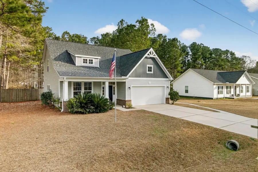 105 Perry Drive, Summerville, SC 29483 - Image #3