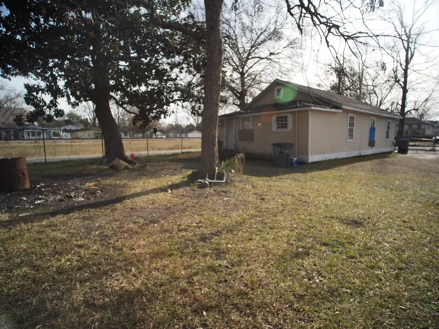 1902 Clifton St Street, North Charleston, SC 29406 - Image #3